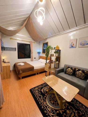Racha Thewa House | NearBKKHomestayAirport