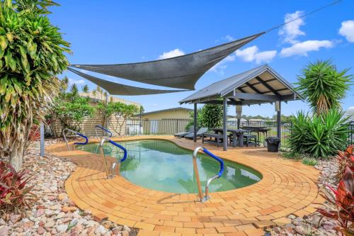 Tinana Hotel | Ned Kelly's Motel