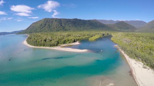 Thornton Beach Resort | Noah Creek Eco Huts