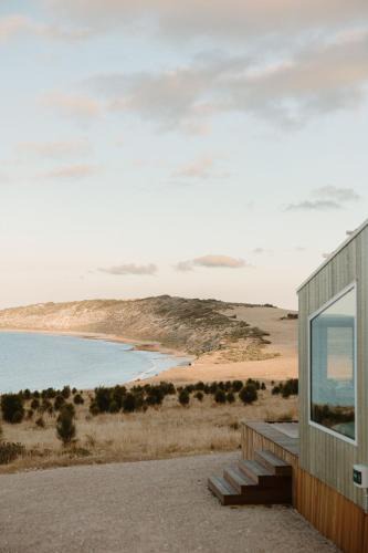 North Cape House | Off-grid Beachfront Cabin on Kangaroo Island