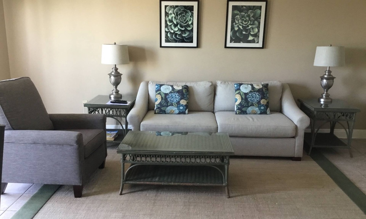 Tumbak Bayuh Condo | One Bedroom condo in the heart of Biloxi