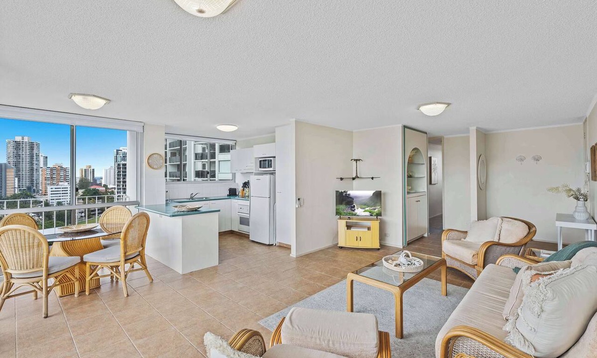 Surfers Paradise Apartment | Panorama Riverfront Surfers Paradise Retreat