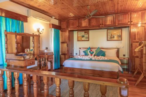 Anse Volbert Village Bed & Breakfast | Paragon Luxury Villa