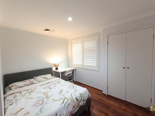 Baulkham Hills House | Peaceful Room in Modern Baulkham Hills Home - BH3