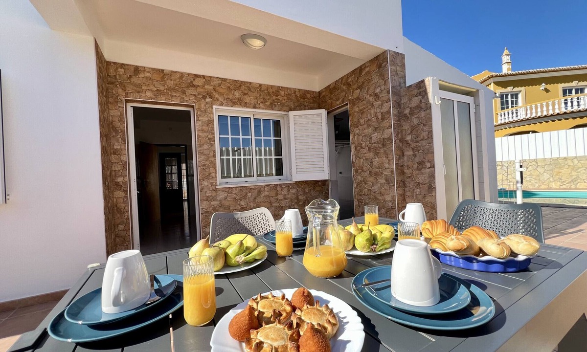 Pera Villa | Pêra Stylish Villa With Pool by Homing