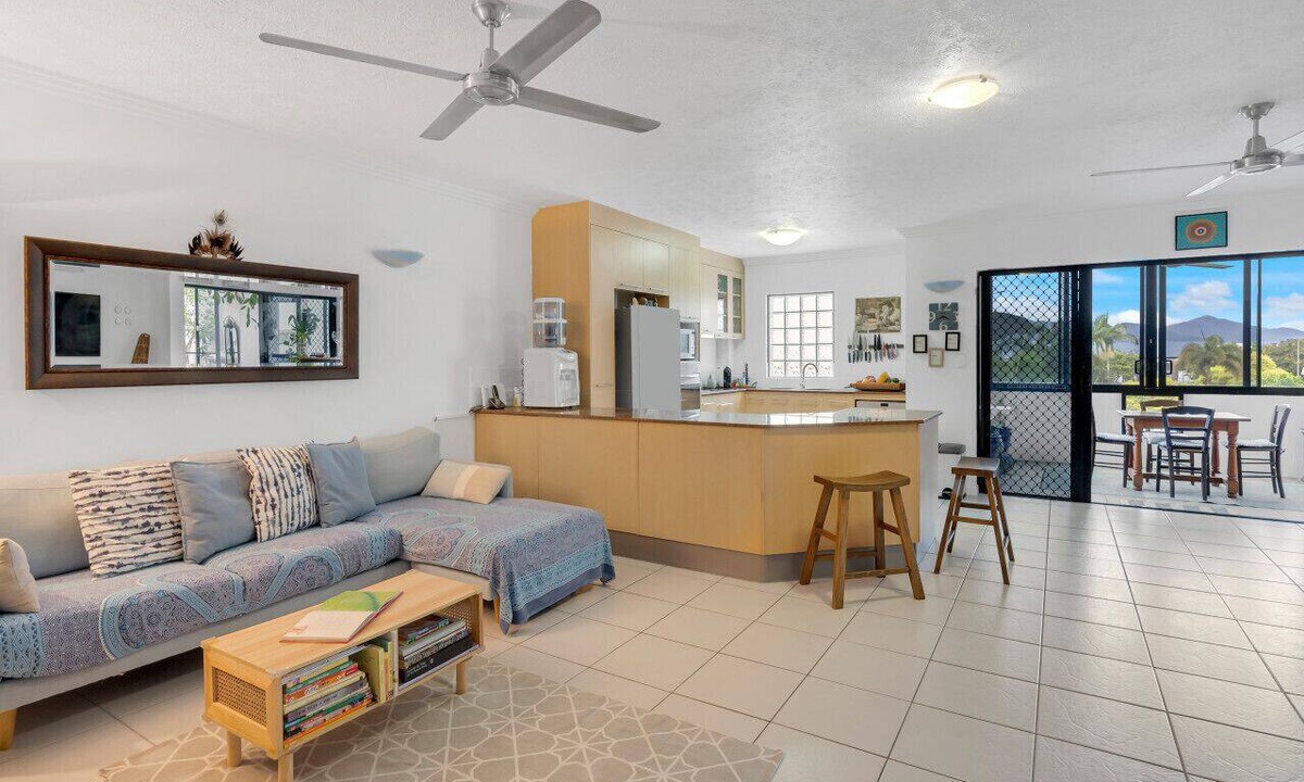 Cairns Central Business District Apartment | Perfect Family Base for the Reef | Walk to Esplanade & Lagoon | Portofino