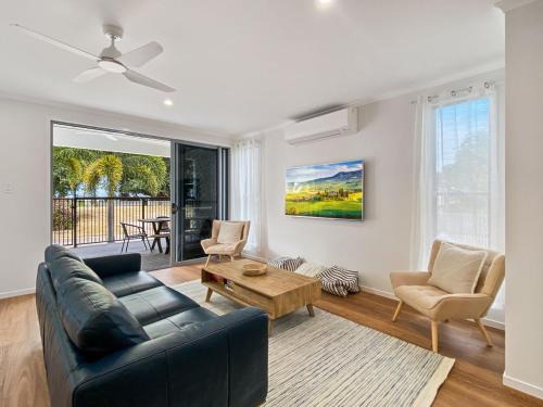 Picnic Bay House | Picnic Point