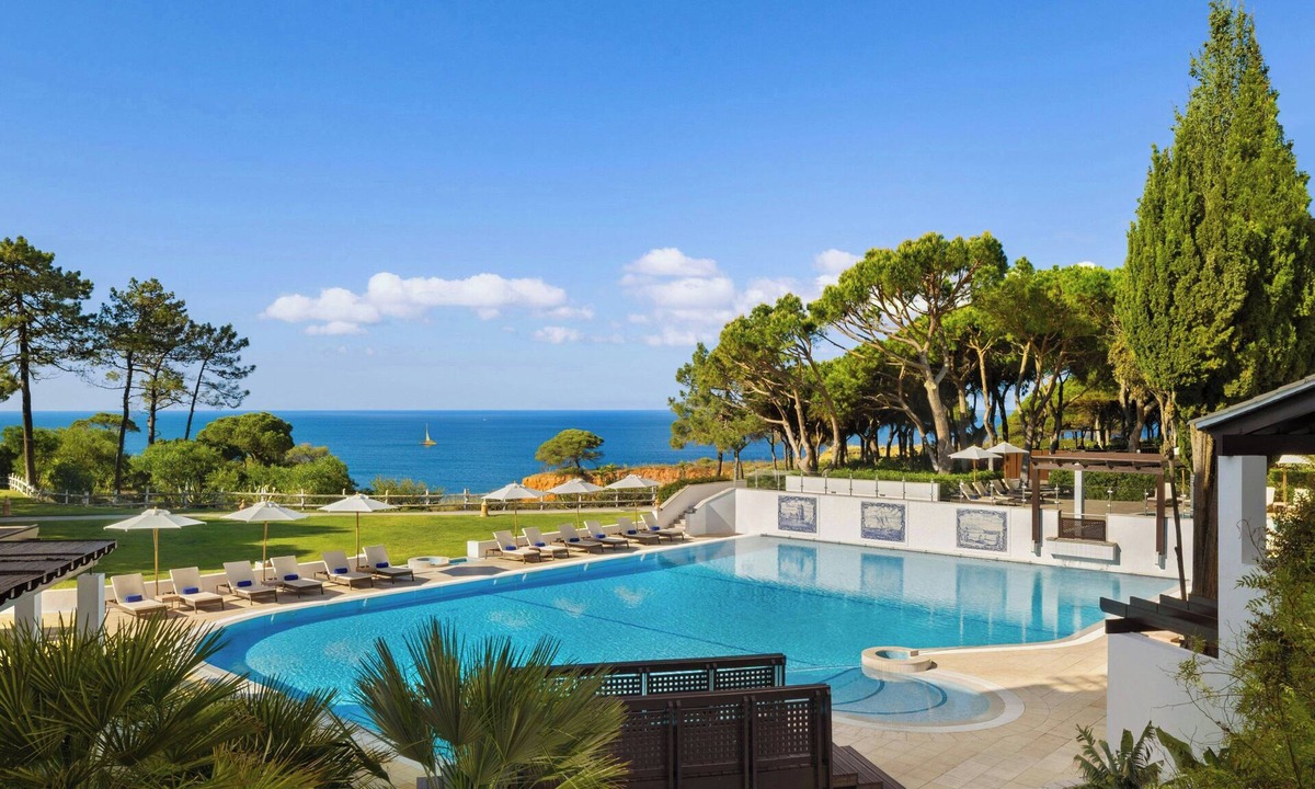 Olhos D'Agua Resort | Pine Cliffs Ocean Suites, a Luxury Collection Resort & Spa