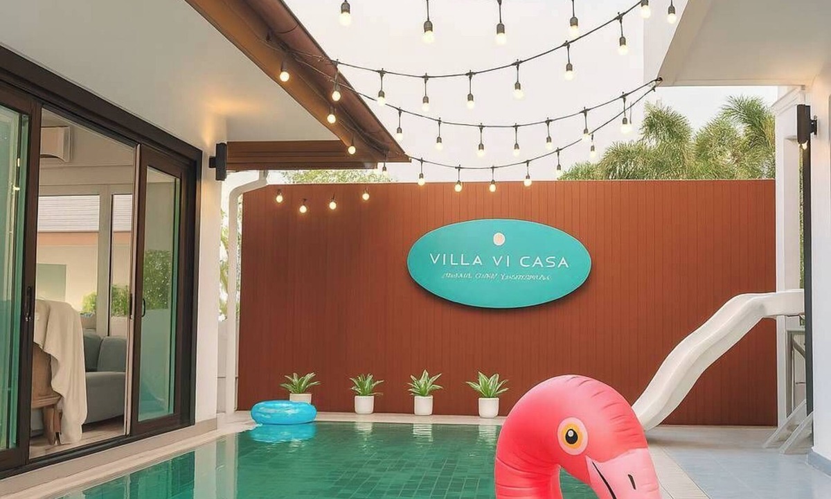 Bang Lamung Villa | Private beach access pool villa in Pattaya