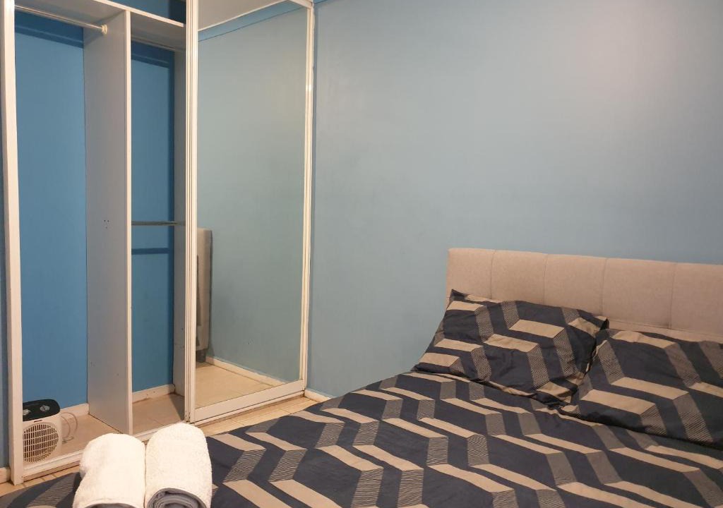 Werribee House | Private room with shared facilities W