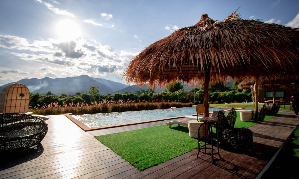 Mae Wang Hotel | Rai Bumrungphol