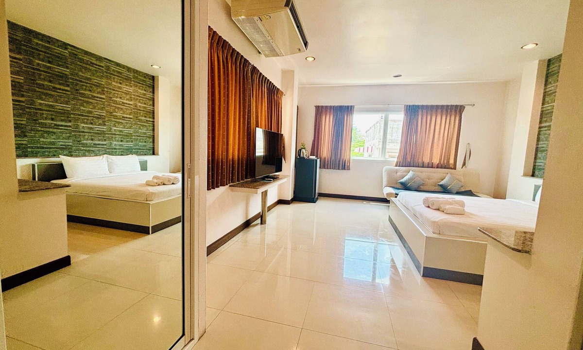 Samre Hotel | Ree Riverside hotel