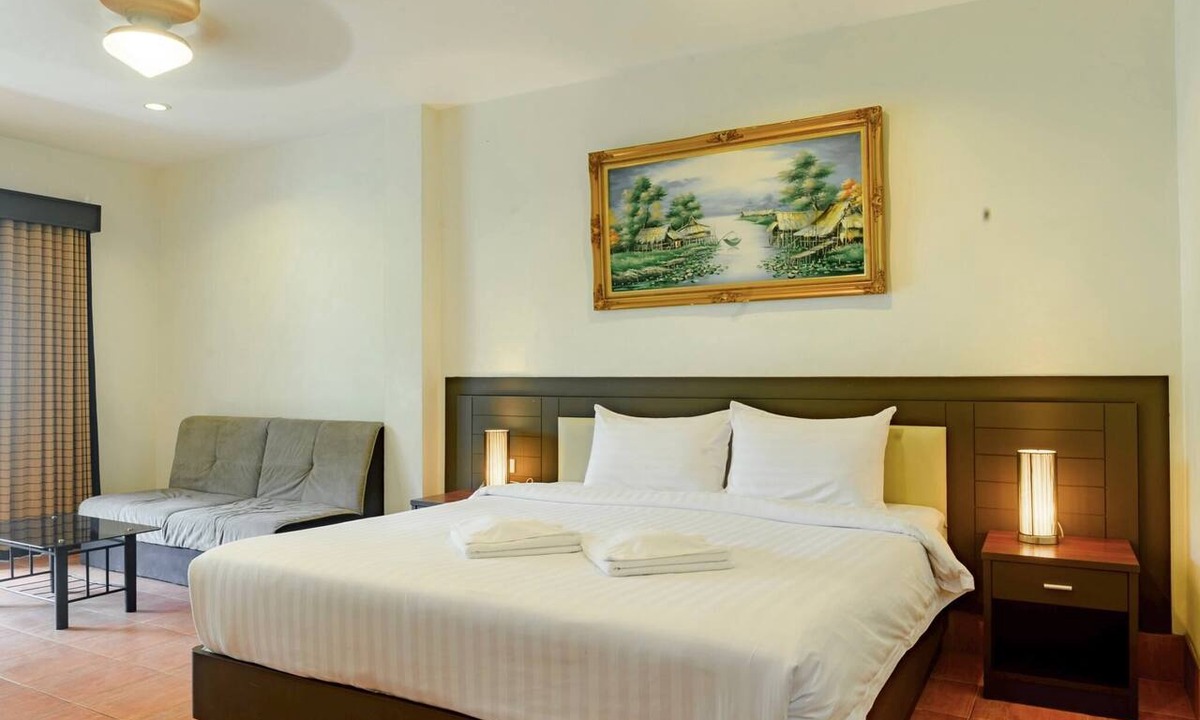 South Pattaya Apartment | Relax Corner Jomtien – Spacious Studio with Balcony