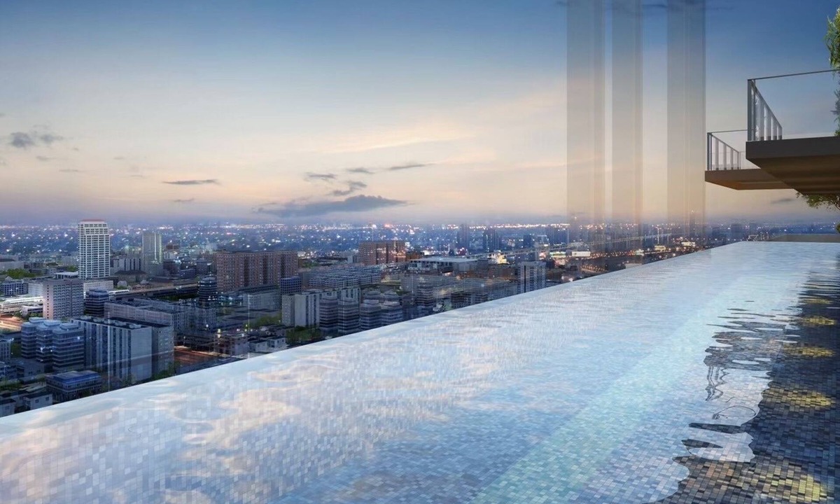 Hua Mak Condo | Rooftop pool shopping mall gym train boat bus walk 5 min wifi room top floor