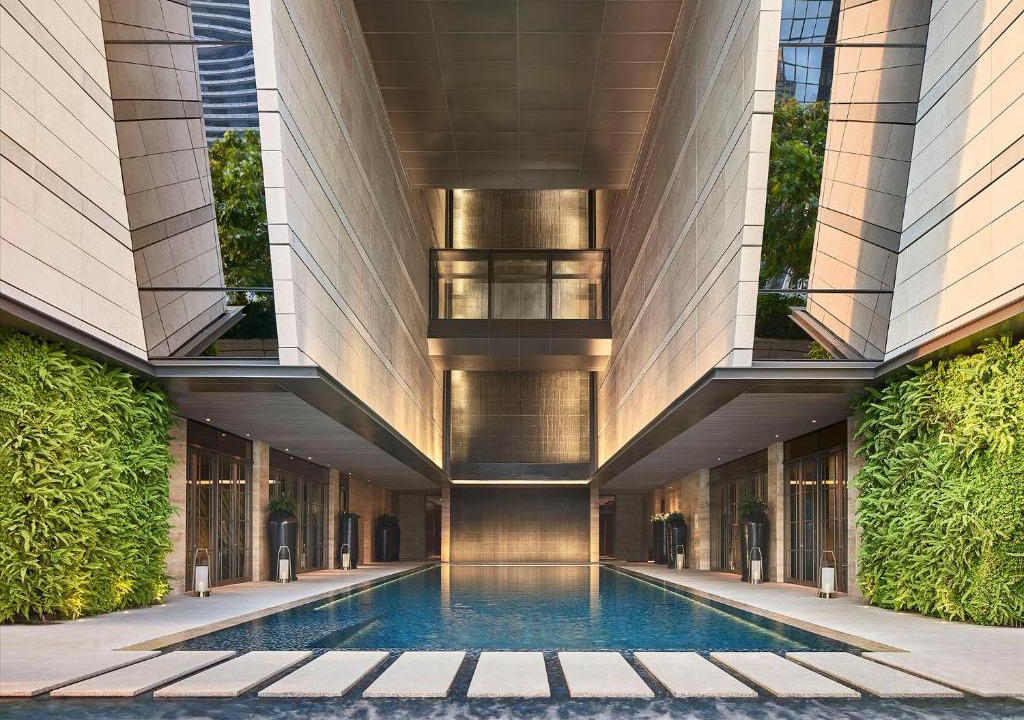 Ploenchit Hotel | Rosewood Bangkok