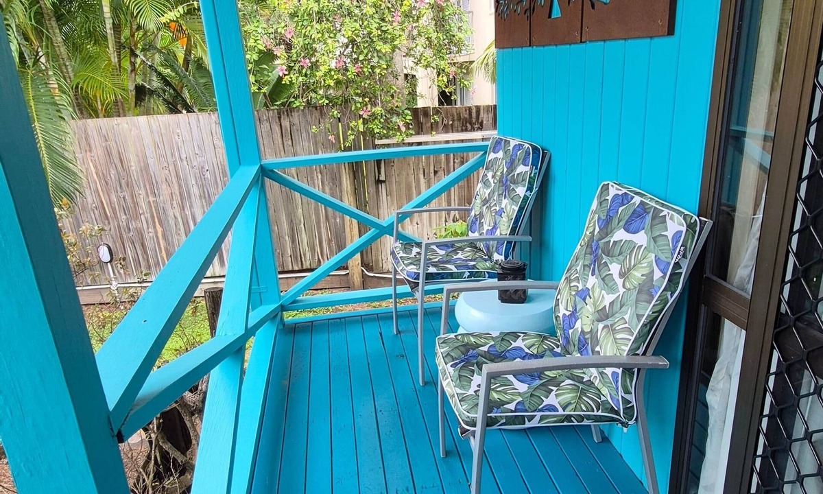 South Mackay Apartment | Saltwater Sand - relax by the beach