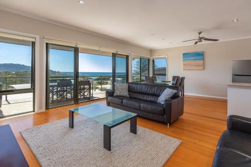 Boomerang Beach House | Sands