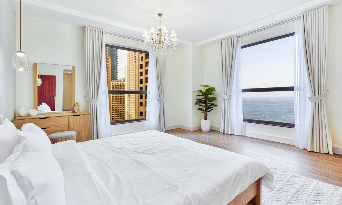 Dubai Marina Apartment | Savis Home – Oceanfront Serenity & Marina Views