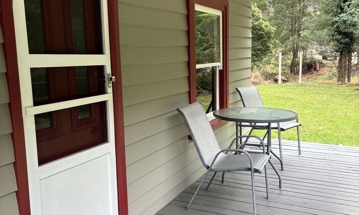 Walhalla Cottage | School cottage