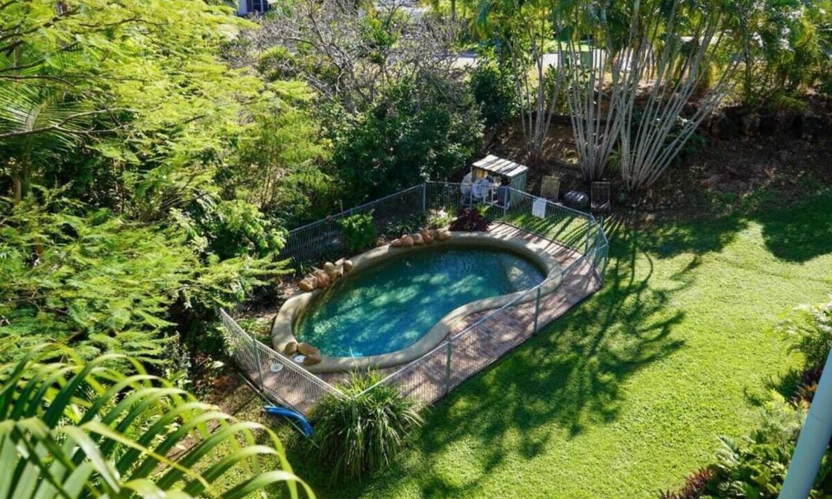 Belgian Gardens Apartment | Seaviews and Privacy