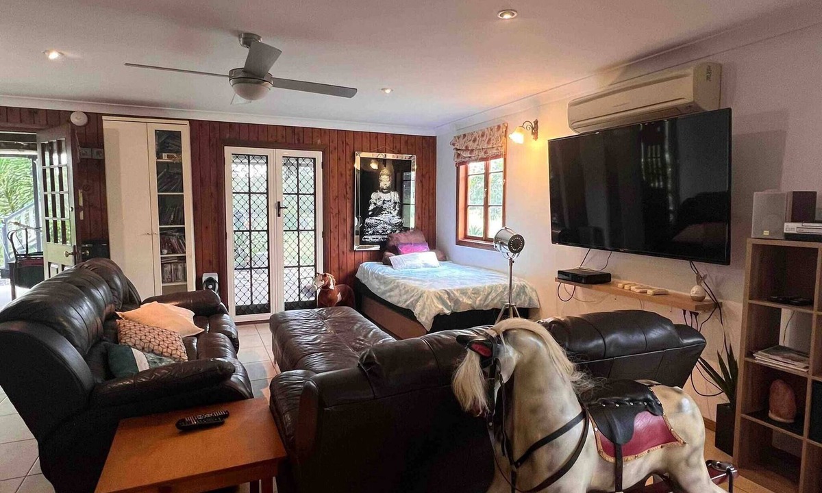 Churchable House | Seehorse Meadows, a Farm Stay in Churchable!
