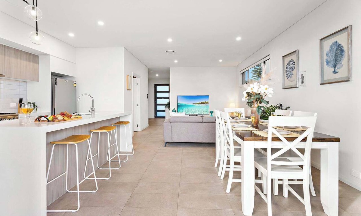 Shell Cove Condo | Shallows Coastal Retreat - Walk to Beach