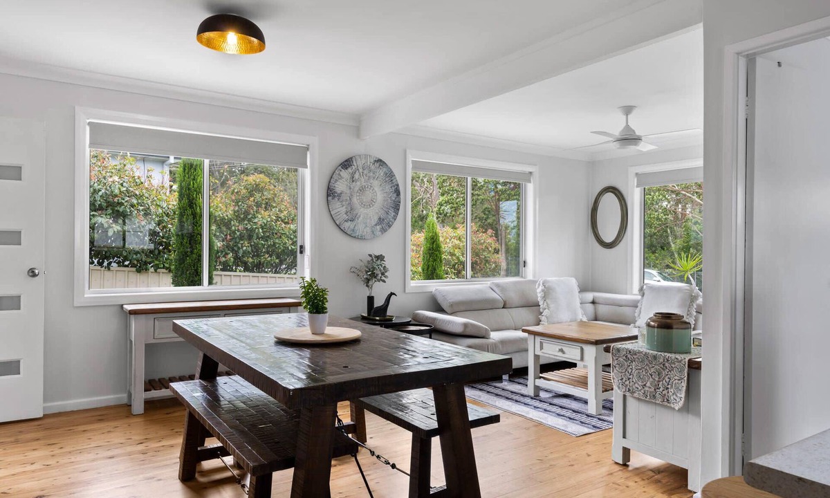 Charlestown Villa | Siesta Key- Shops, cafes and close to the Beach