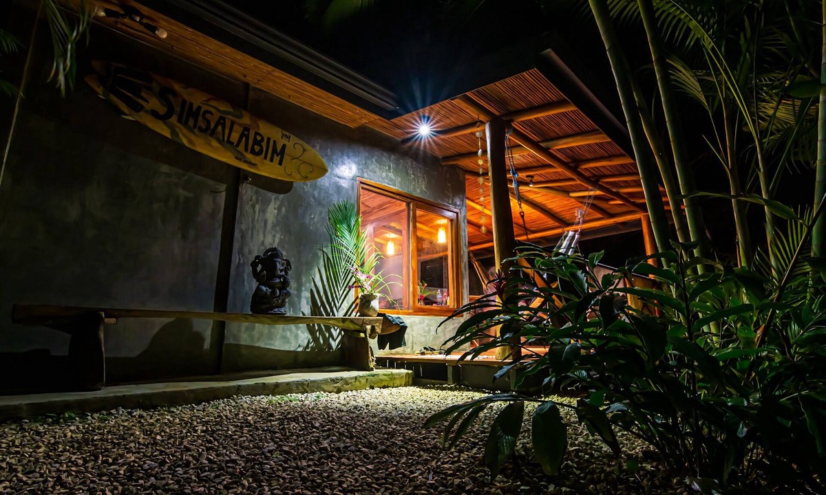 Playa Santa Teresa House | Simsalabim Jungleow slow down in the middle of the jungle