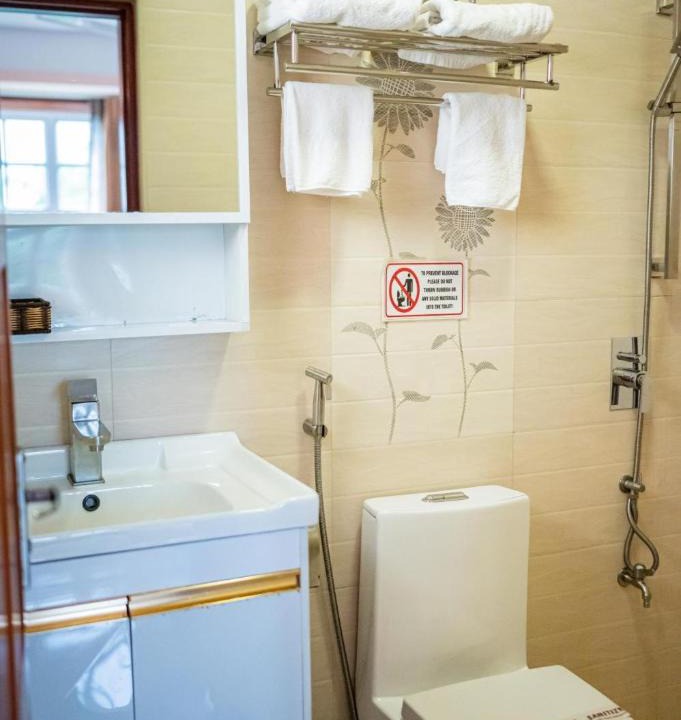 Male Apartment | Six In Lodge