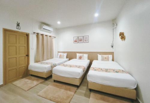 Satun Villa | Sleeping Shine by DeliZia Satun พักได้ 9-10 ท่าน