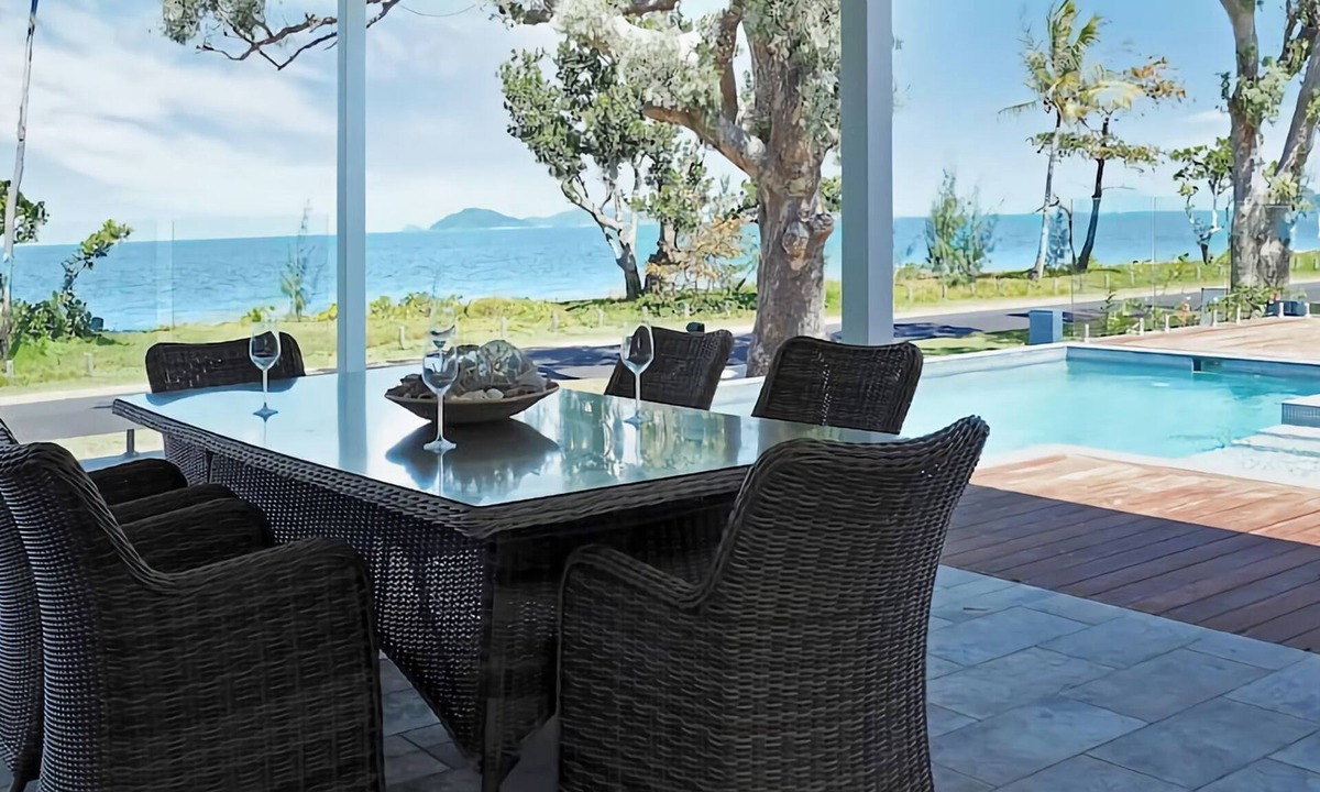 South Mission House | Solace Dream Beachfront Escape