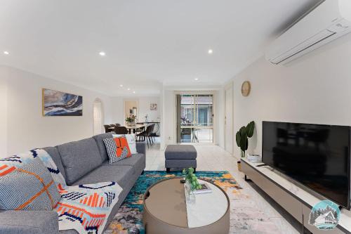 Epping House | Spacious 4-Bedroom House in Peaceful Epping