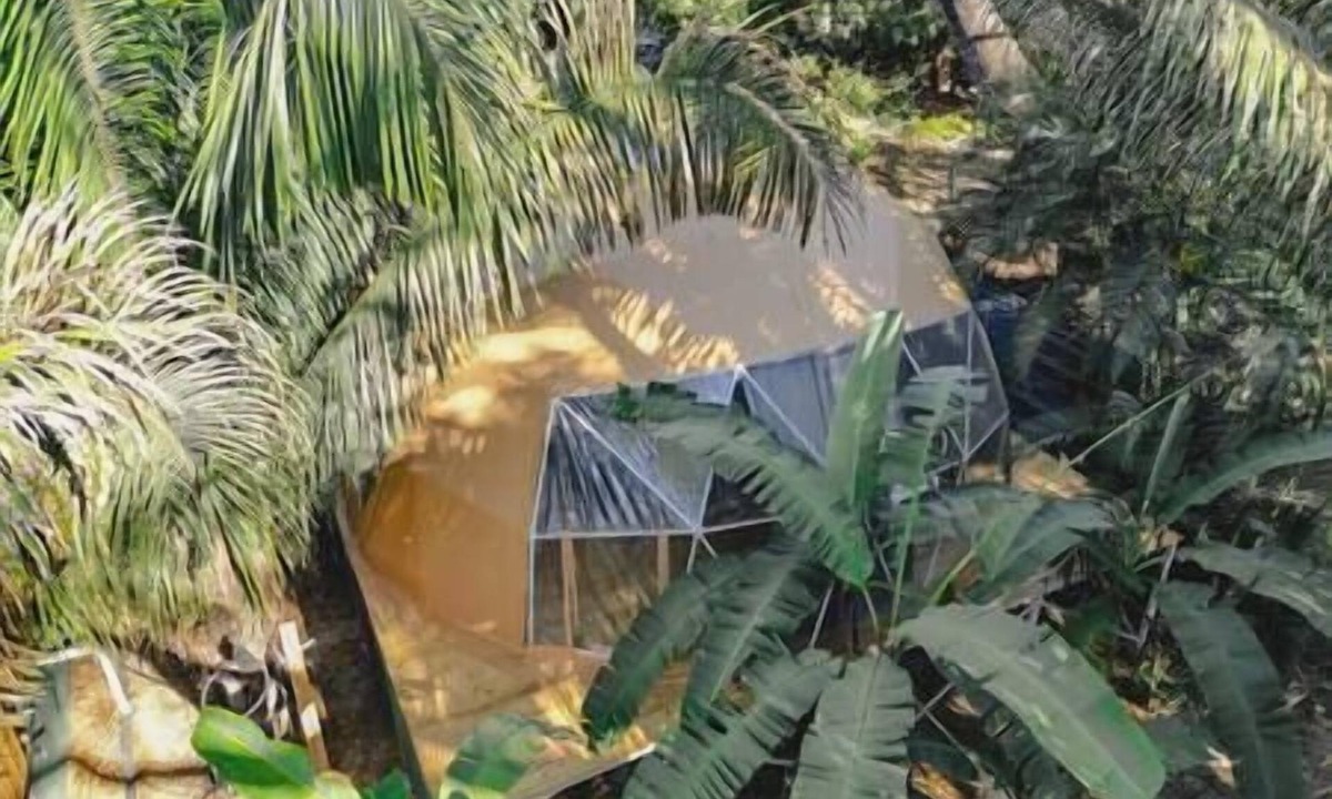 Carmen House | Spacious Dome Close to Beach