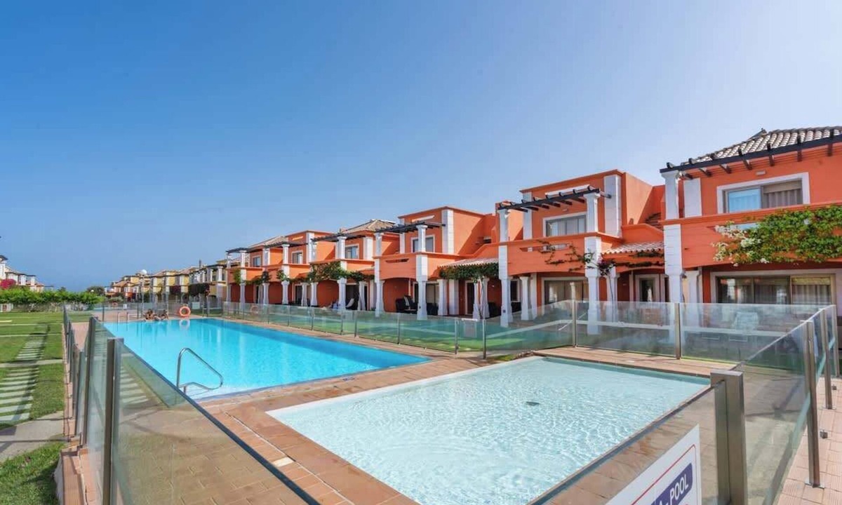 Luz de Tavira House | Spacious & Luxurious w/Terrace & Pool by HostWise