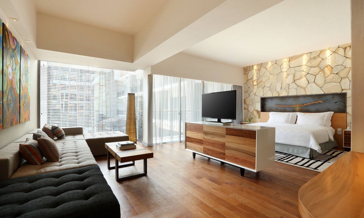 North Legian Hotel | Spacious Modern Suite with Free Minibar Items (T Sand Suite24)