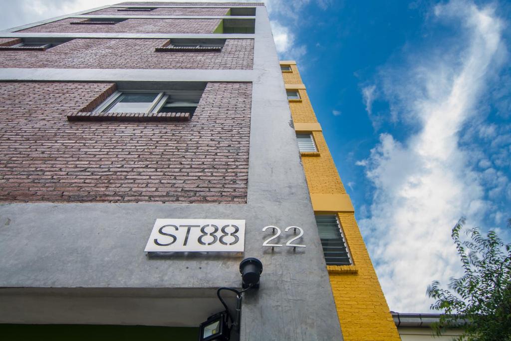 Nonthaburi Hotel | ST88 Residence