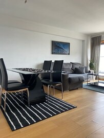 Parque das Nacoes Condo | Suites panoramic river view