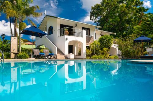 Beau Vallon House | Sun Properties and Resort Hotel