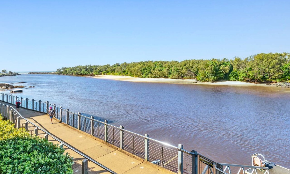 Kingscliff Apartment | Sunset Waters Creekfront Apartment