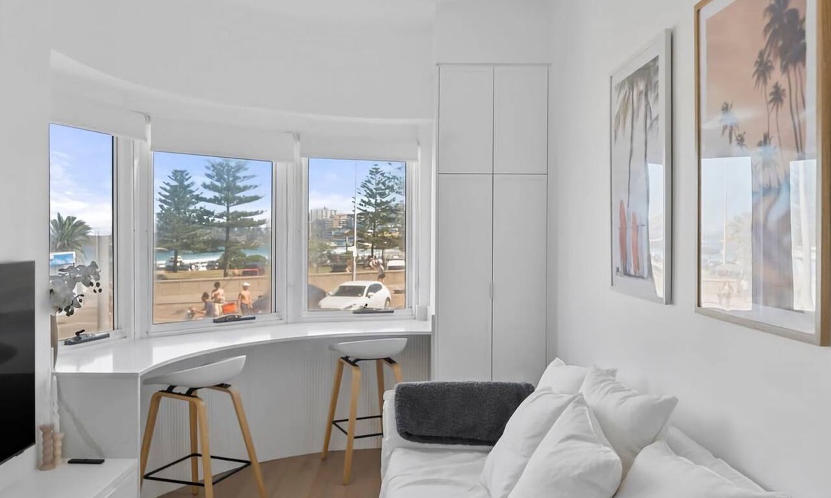 Bondi Beach Apartment | Surf Sand and Sunsets Your Bondi Beach Escape