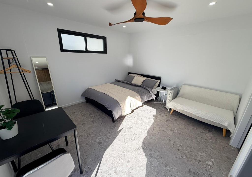 Revesby House | Sydney Studio with Private Bathroom & Kitchen