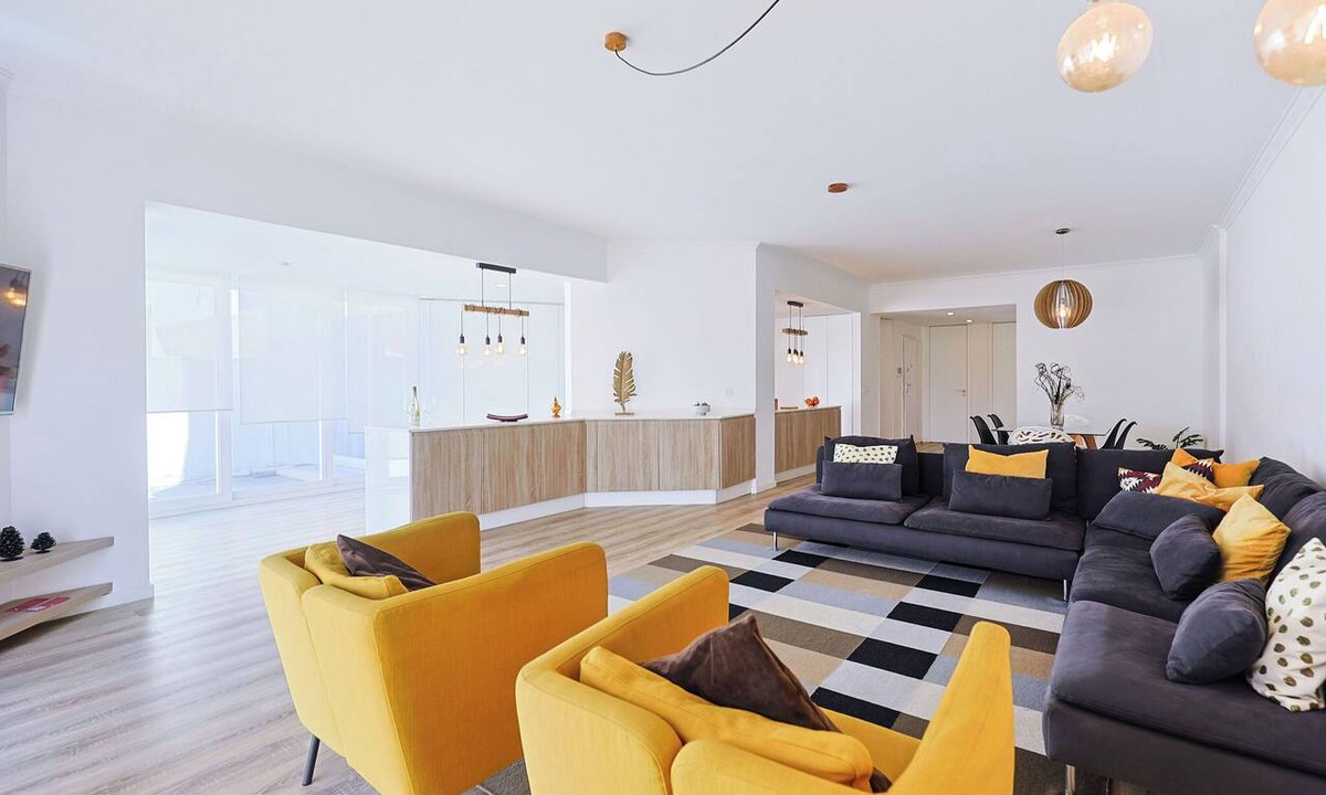 Cacilhas Apartment | Terrace overlooking the Tagus River - Spacious and modern apartment