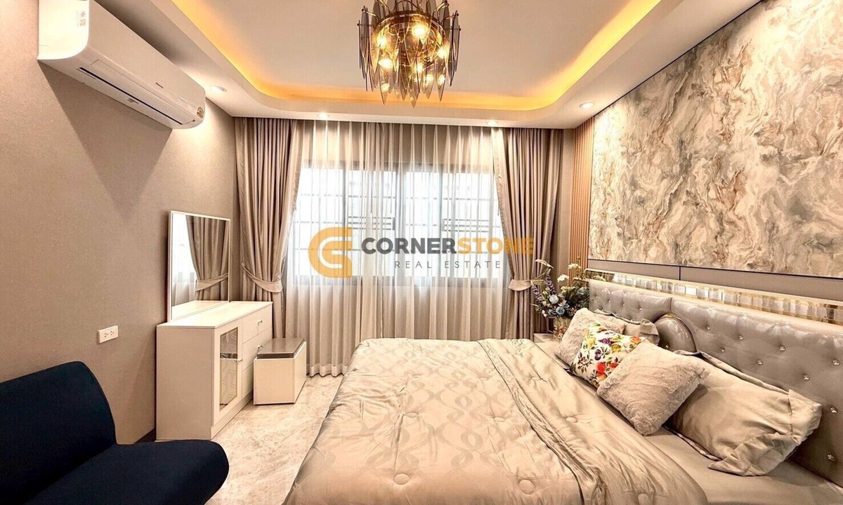 Nong Pla Lai Villa | Tremendous 3-bedroom Pool villa with AC in Nong Pla Lai sub district Pattaya