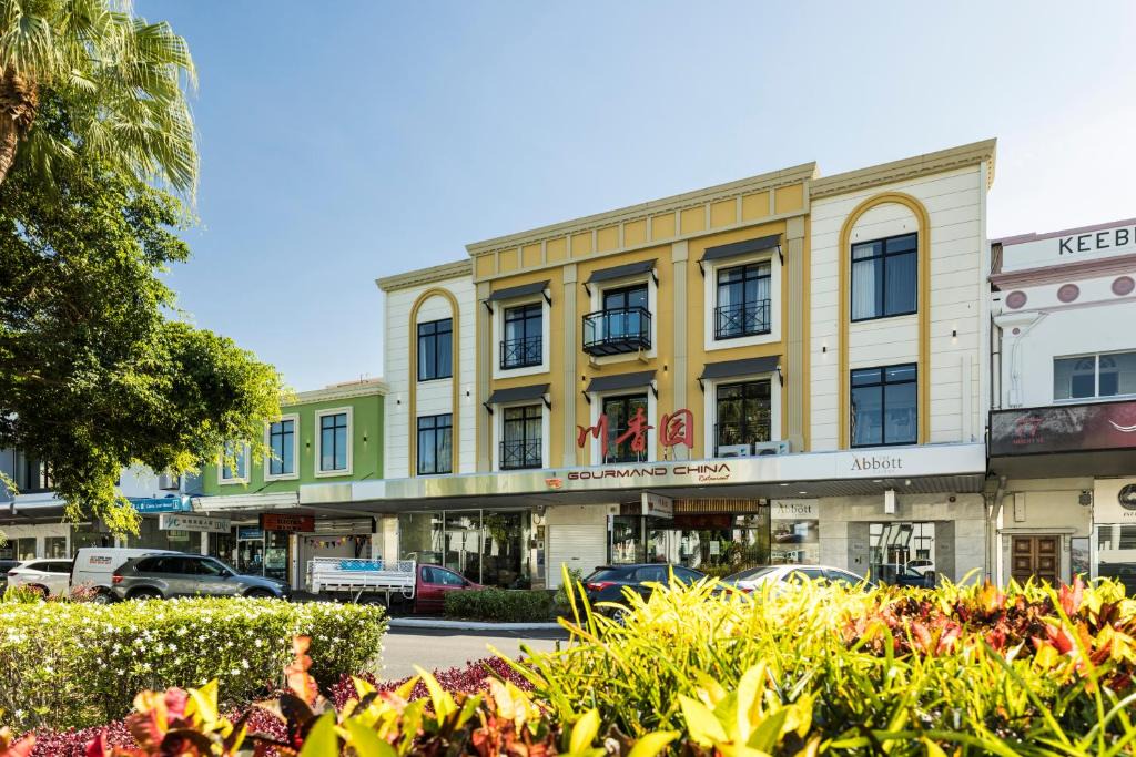 Cairns Central Business District Hotel | The Abbott Boutique Hotel