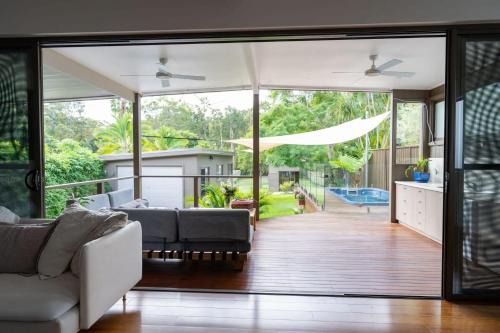 Kilaben Bay Apartment | The Emerald Bower Peaceful Kilaben Bay Hideaway