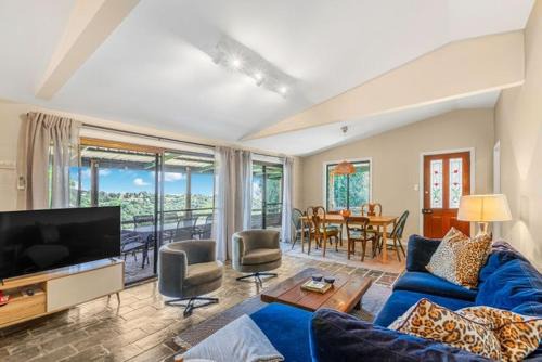 Lowood House | The Lazy Toad Hideaway