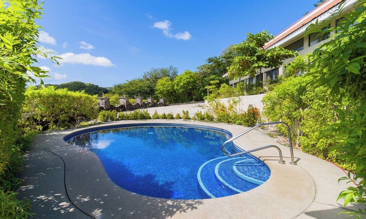 Playa Ocotal Condo | The Loft at Pura Vida | Pool and Beach!