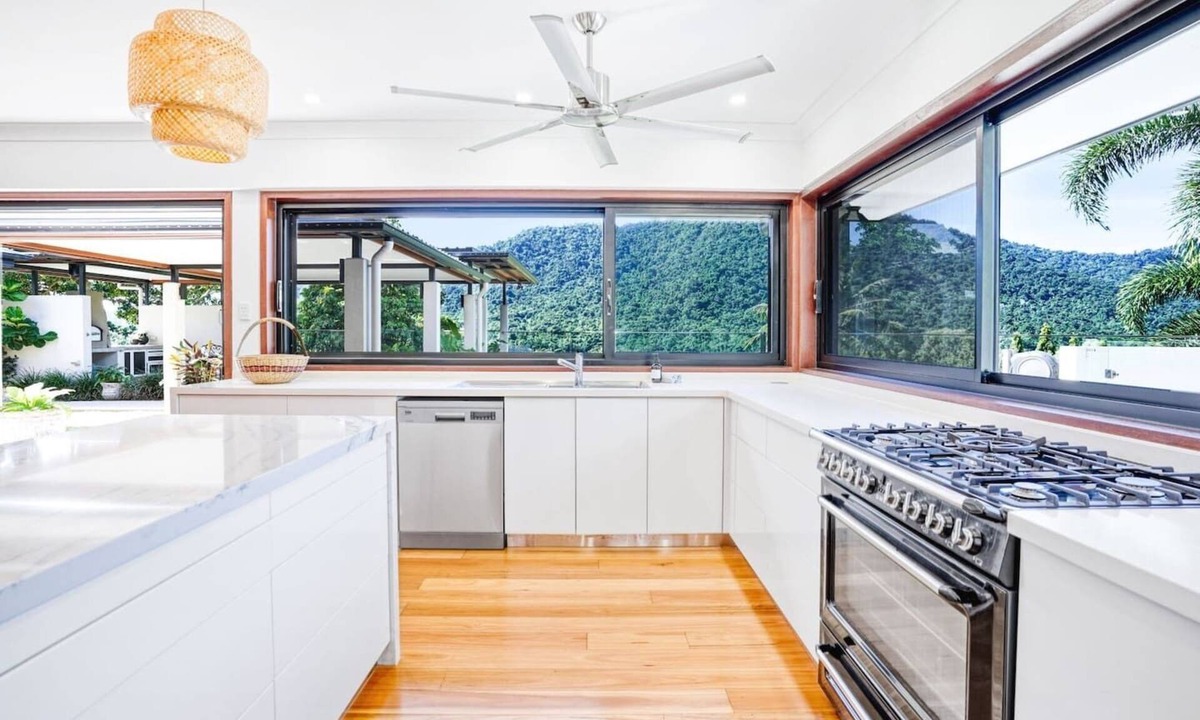 Redlynch Apartment | The Orchard House - Luxury Tropical Villa