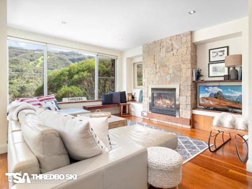 Thredbo Ski Chalet | The Peak 4
