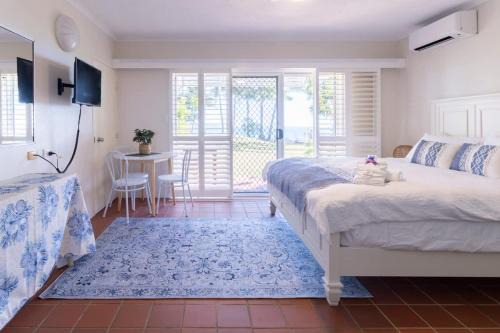 Dolphin Heads Hotel | The Sunset Sea